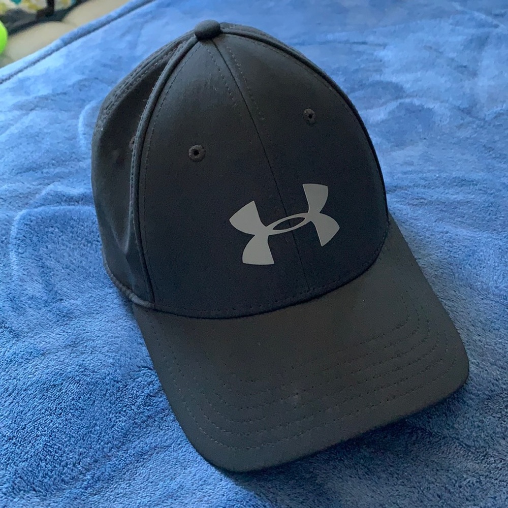 Men’s Under Armor Ball cap